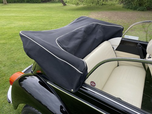 1977 Volkswagen Beetle 1303S Karmann Cabriolet In vendita (immagine 75 di 140)