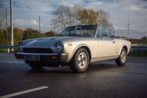 1979 Fiat 124 Spider CS2 For Sale (picture 1 of 159)
