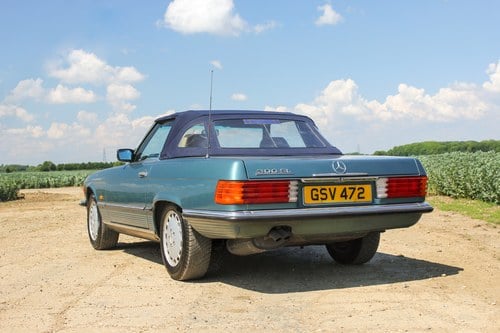 1988 Mercedes-Benz R107 300SL In vendita (immagine 24 di 159)