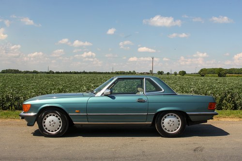 1988 Mercedes-Benz R107 300SL In vendita (immagine 34 di 159)