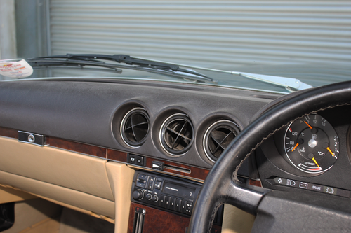 1988 Mercedes-Benz R107 300SL In vendita (immagine 62 di 159)