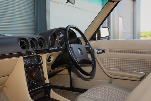 1988 Mercedes-Benz R107 300SL In vendita (immagine 71 di 159)