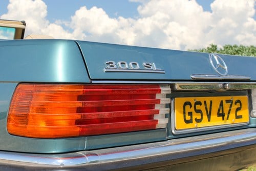 1988 Mercedes-Benz R107 300SL In vendita (immagine 107 di 159)