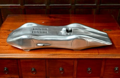1938 Mercedes-Benz ‘Rekordwagen’ W125 Sculpture zum Verkauf (Bild 6 von 52)