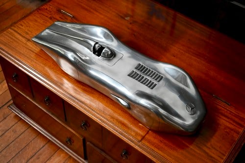1938 Mercedes-Benz ‘Rekordwagen’ W125 Sculpture zum Verkauf (Bild 22 von 52)