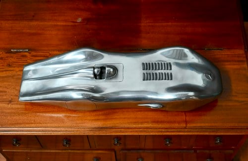 1938 Mercedes-Benz ‘Rekordwagen’ W125 Sculpture zum Verkauf (Bild 24 von 52)