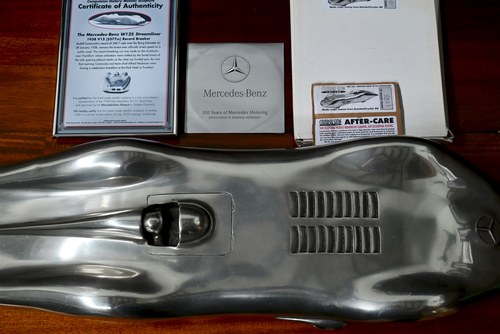 1938 Mercedes-Benz ‘Rekordwagen’ W125 Sculpture zum Verkauf (Bild 47 von 52)