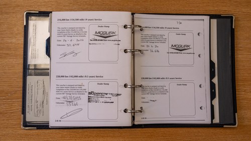 2002 Aston Martin DB7 V12 Vantage Volante Jubilee 1 of 10 zum Verkauf (Bild 210 von 211)