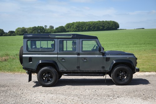 2012 Land Rover Defender 110 County 7 Seat TDI à vendre (picture 9 of 181)