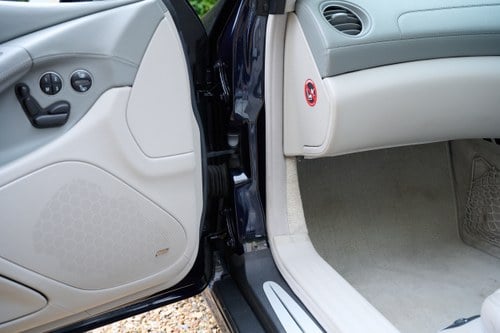 2002 Mercedes-Benz SL500 (R230) In vendita (immagine 34 di 198)