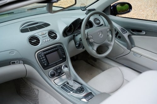 2002 Mercedes-Benz SL500 (R230) In vendita (immagine 71 di 198)
