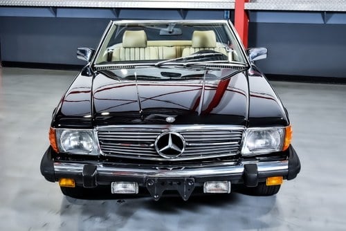 1985 Mercedes-Benz R107 500SL Convertible 5,0L V8 à vendre (picture 2 of 86)