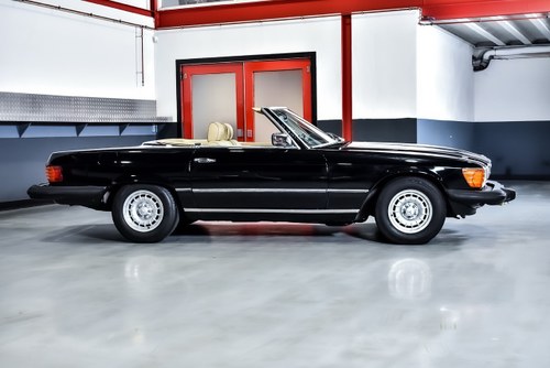 1985 Mercedes-Benz R107 500SL Convertible 5,0L V8 à vendre (picture 14 of 86)