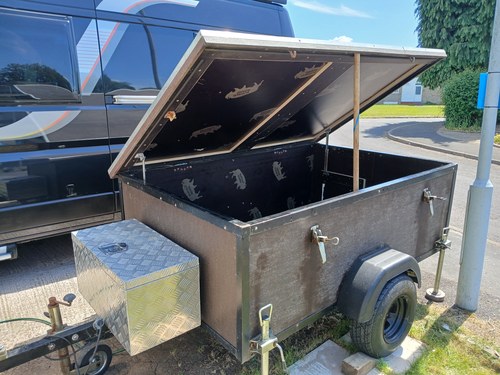 Camping Trailer. Hardtop; Roof Tent, Kart Trailer. 6 x 4ft