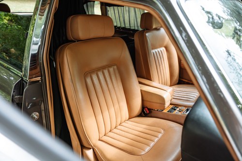 1990 Rolls-Royce Silver Spirit II Emperor Limousine In vendita (immagine 50 di 175)