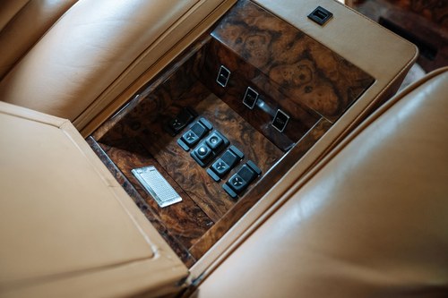 1990 Rolls-Royce Silver Spirit II Emperor Limousine In vendita (immagine 55 di 175)