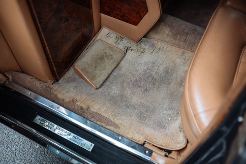 1990 Rolls-Royce Silver Spirit II Emperor Limousine In vendita (immagine 70 di 175)