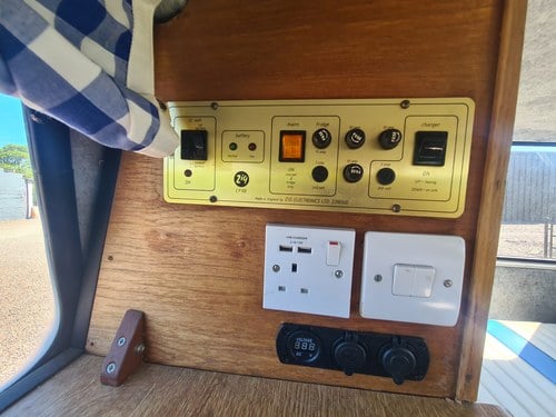 1989 Volkswagen T3 Camper 1.9L Diesel 78PS En venta (imagen 45 de 75)