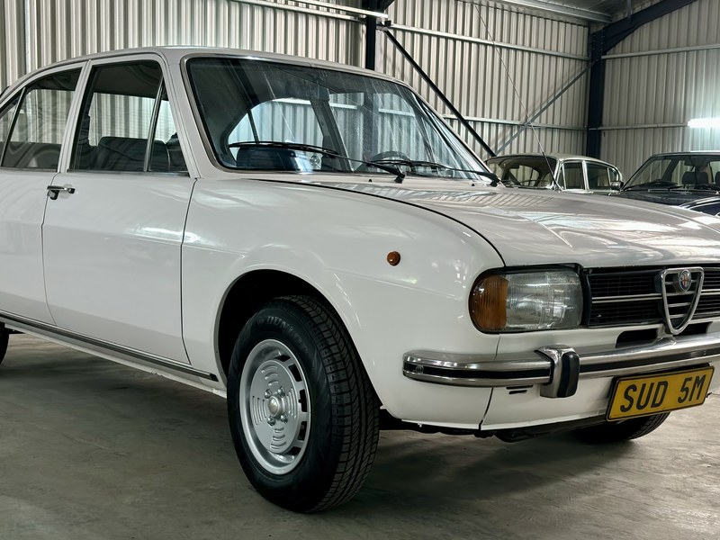 Alpha Romeo 1200 Alfa Romeo à Vendre - 989 Enchères et Annonces | Car & Classic