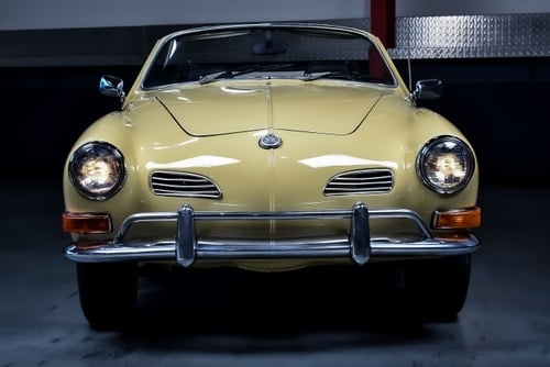1971 Volkswagen Karmann Ghia Convertible For Sale (picture 4 of 86)