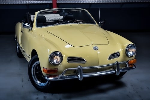 1971 Volkswagen Karmann Ghia Convertible For Sale (picture 7 of 86)