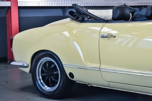 1971 Volkswagen Karmann Ghia Convertible For Sale (picture 55 of 86)