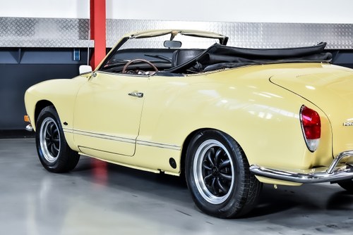 1971 Volkswagen Karmann Ghia Convertible For Sale (picture 75 of 86)