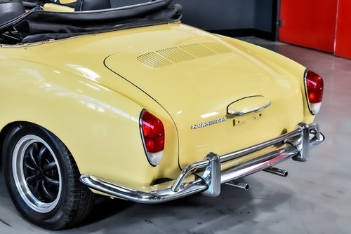 1971 Volkswagen Karmann Ghia Convertible For Sale (picture 76 of 86)