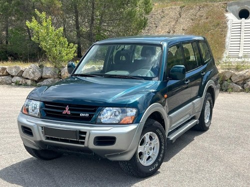 2000 MITSUBISHI Pajero Montero 3.2 DID 7 places 4X4 - 2 Kaufen Bei