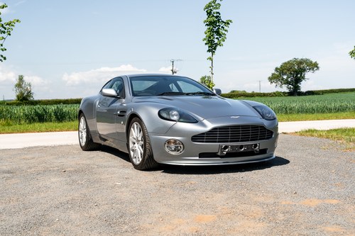 2005 Aston Martin Vanquish S zum Verkauf (Bild 4 von 76)