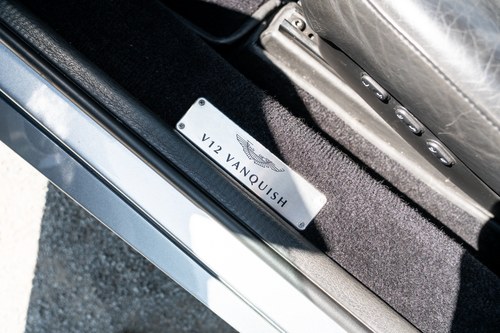 2005 Aston Martin Vanquish S zum Verkauf (Bild 32 von 76)