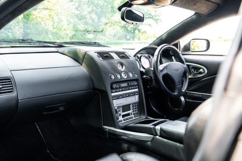 2005 Aston Martin Vanquish S zum Verkauf (Bild 22 von 76)