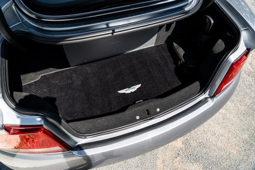 2005 Aston Martin Vanquish S zum Verkauf (Bild 36 von 76)