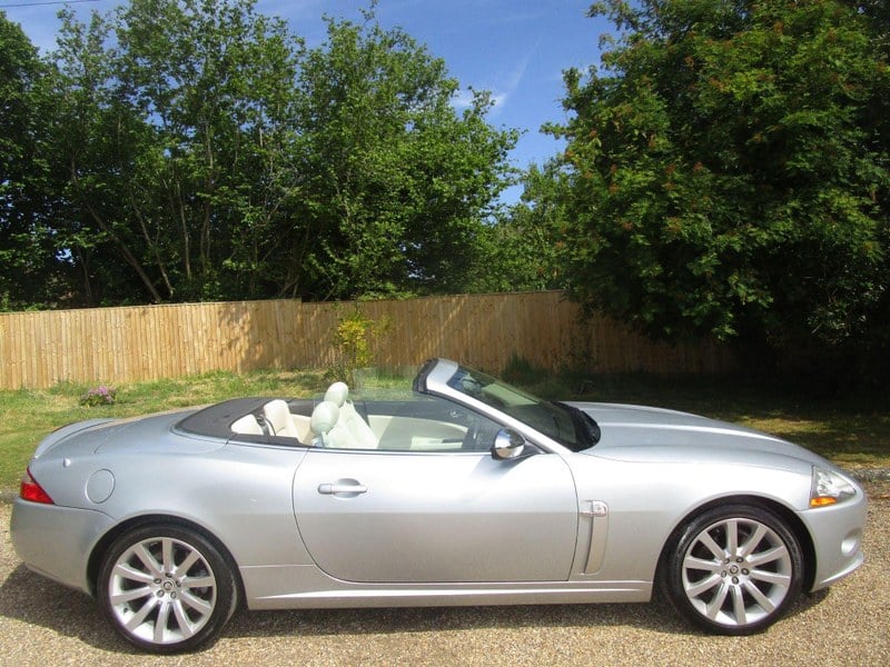 Rapid Classics: Eine Suche. Alle Oldtimer. 29 » Rapid Classics: Eine Suche. Alle Oldtimer. 2007 Jaguar XK 4.2 V8 Auto Euro 4 2dr