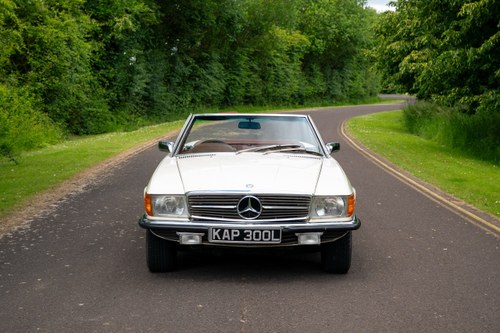 1973 Mercedes-Benz 350 SL (R107) In vendita (immagine 10 di 184)