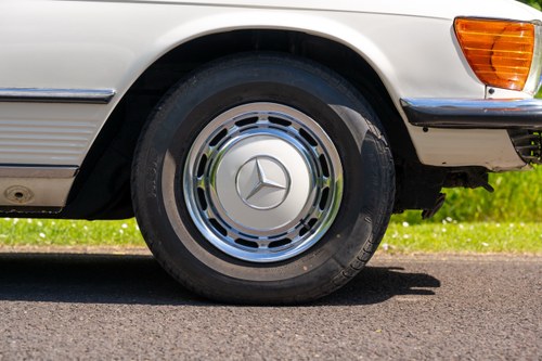 1973 Mercedes-Benz 350 SL (R107) In vendita (immagine 20 di 184)