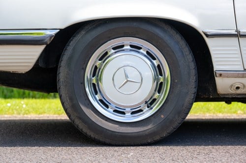 1973 Mercedes-Benz 350 SL (R107) In vendita (immagine 21 di 184)