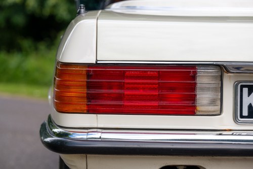 1973 Mercedes-Benz 350 SL (R107) In vendita (immagine 87 di 184)