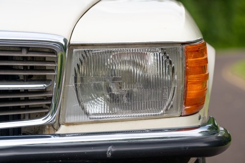 1973 Mercedes-Benz 350 SL (R107) In vendita (immagine 107 di 184)