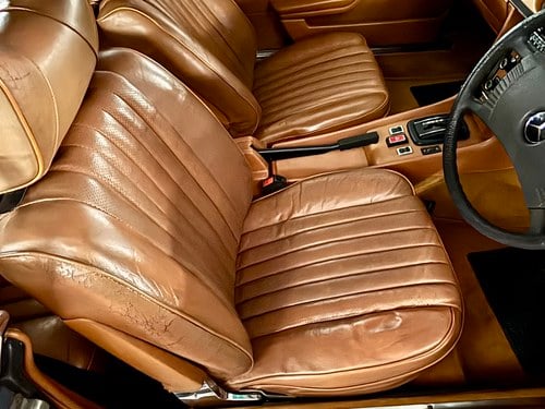 1977 Mercedes-Benz C107 450SLC till salu (bild 34 av 150)