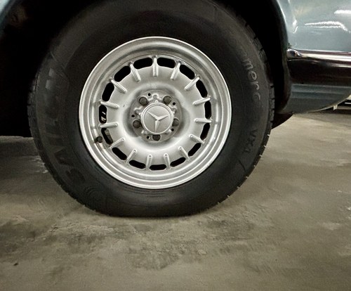 1977 Mercedes-Benz C107 450SLC till salu (bild 18 av 150)