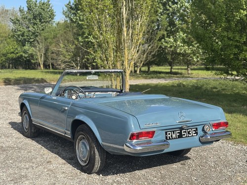 1967 Mercedes W113 250SL For Sale (picture 16 of 119)