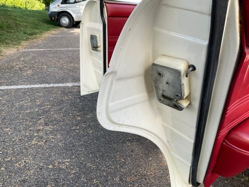 1972 Jaguar XJ6 Series 1 2.8 In vendita (immagine 46 di 365)