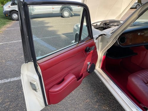 1972 Jaguar XJ6 Series 1 2.8 In vendita (immagine 67 di 365)