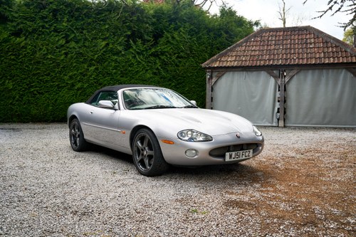 2002 Jaguar XKR 4.0 Supercharged Convertible (X100) à vendre (picture 28 of 185)