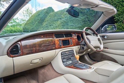 2002 Jaguar XKR 4.0 Supercharged Convertible (X100) à vendre (picture 58 of 185)