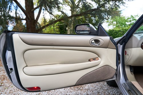 2002 Jaguar XKR 4.0 Supercharged Convertible (X100) à vendre (picture 59 of 185)