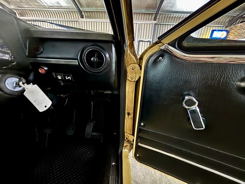 1975 Alfa Romeo Alfetta GT 1800 zum Verkauf (Bild 35 von 153)