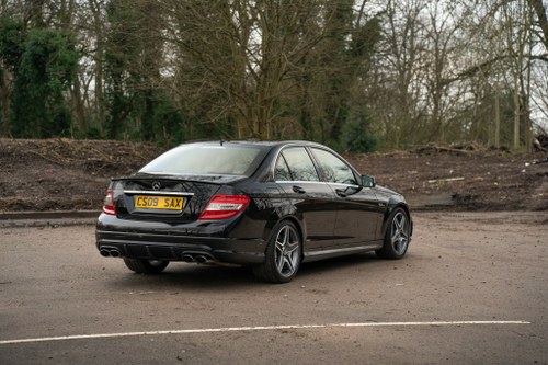 2010 Mercedes-Benz C63 AMG In vendita (immagine 10 di 141)