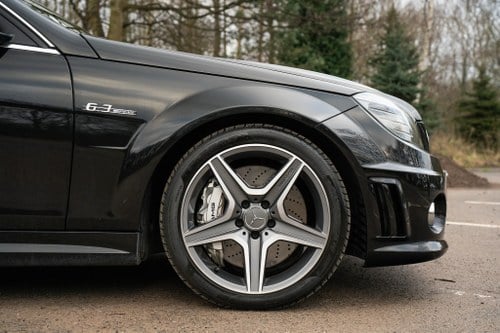 2010 Mercedes-Benz C63 AMG In vendita (immagine 18 di 141)